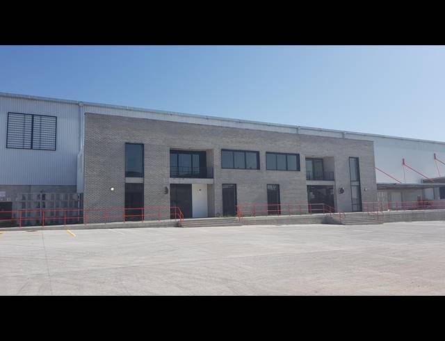 8,330M² WAREHOUSE TO LET IN BELLVILLE SOUTH INDUSTRIA